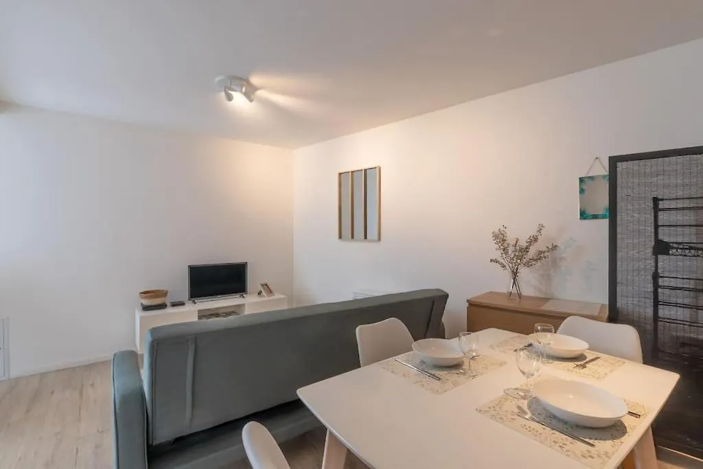 Cabana & Hypercentre Cosy Apartment Roanne
