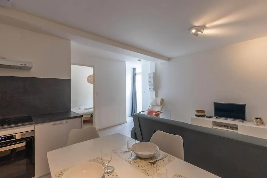 Cabana & Hypercentre Cosy Apartment Roanne